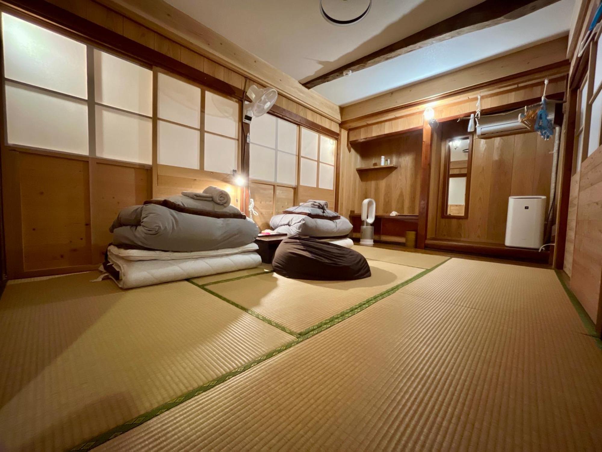 奄美ゲストハウス Hub A Nice Inn Setouchi  Exterior photo