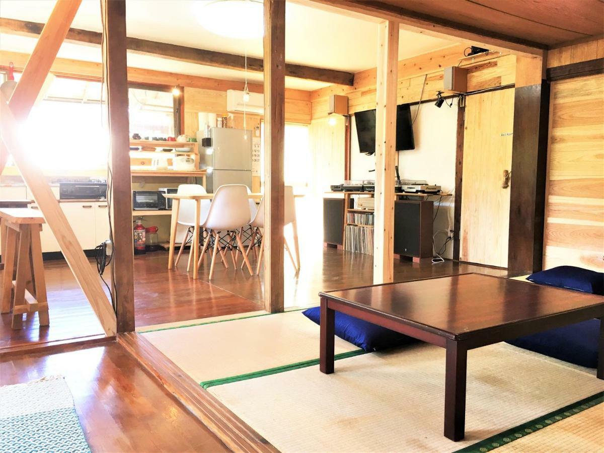 奄美ゲストハウス Hub A Nice Inn Setouchi  Exterior photo
