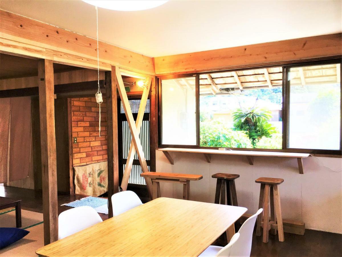 奄美ゲストハウス Hub A Nice Inn Setouchi  Exterior photo